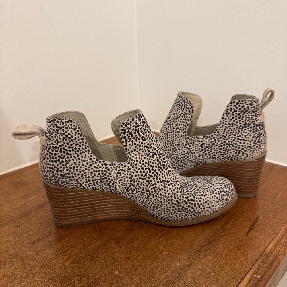 TOMS Adorable Heels